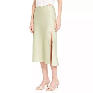 Danielle Bernstein white skirt XL and smocked waist puff sleeve top XL